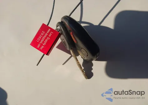 2003 Chevrolet Avalanche 1500 из США, поврежденный, VIN 3GNEC13T53G207676